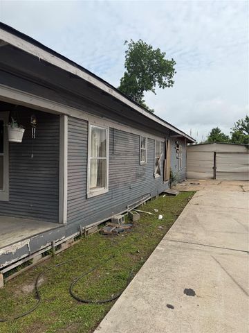 8607 Farqueson Street, Houston, TX 77029