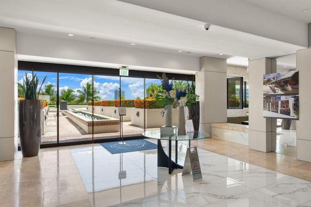 1000 E Island Boulevard 305, Aventura, FL 33160