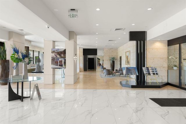 1000 E Island Boulevard 305, Aventura, FL 33160