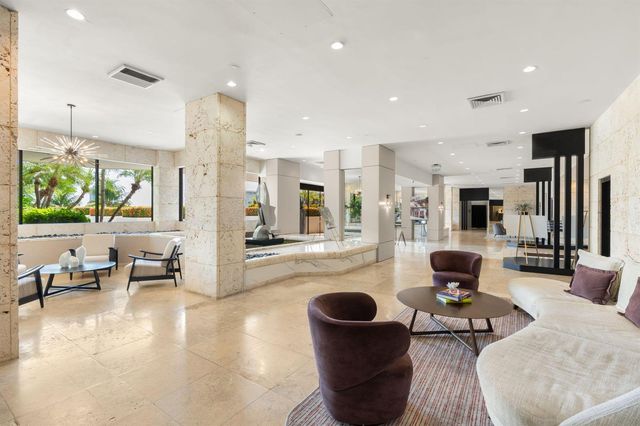 1000 E Island Boulevard 305, Aventura, FL 33160