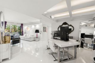 1000 E Island Boulevard 305, Aventura, FL 33160