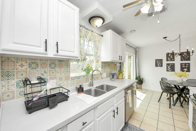 6903 La Violetta Drive, Houston, TX 77083