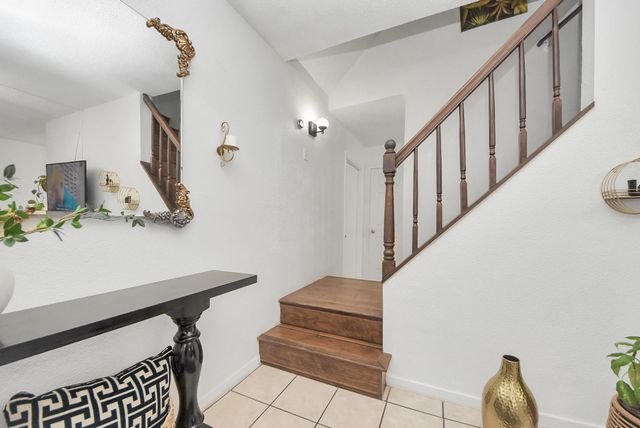 6903 La Violetta Drive, Houston, TX 77083