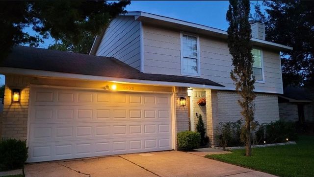 6903 La Violetta Drive, Houston, TX 77083