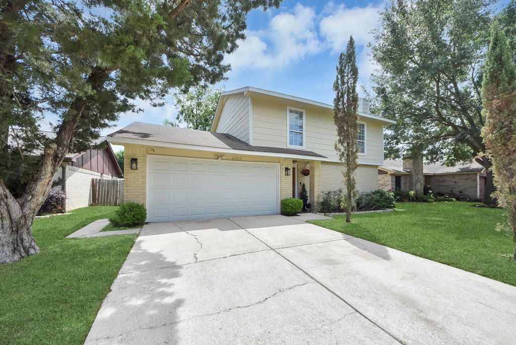 6903 La Violetta Drive, Houston, TX 77083