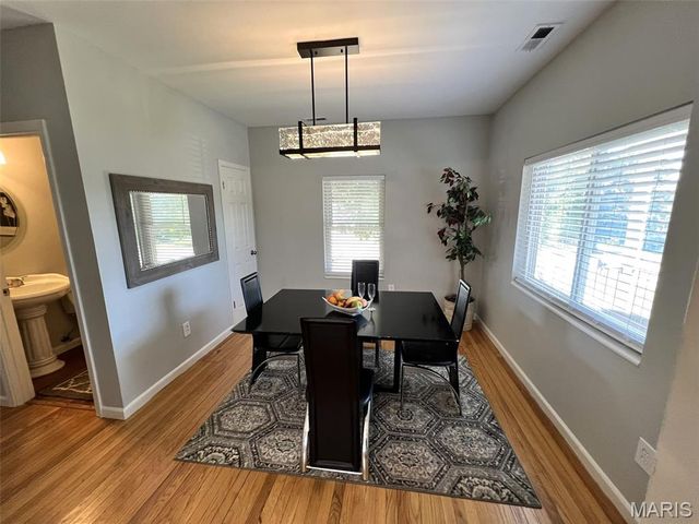 703 Holland Avenue, Webster Groves, MO 63119