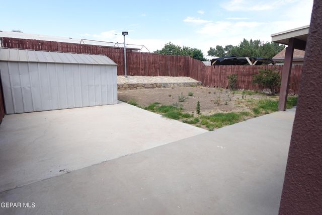11813 DEER GRASS Circle, El Paso, TX 79936
