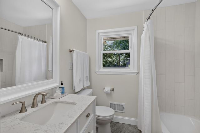 114 Reynolds Road, Summerville, SC 29483