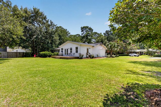 114 Reynolds Road, Summerville, SC 29483