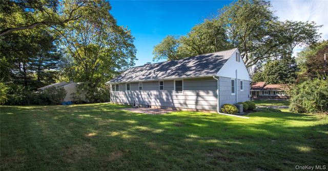 16 Elmwood Drive, New City, NY 10956