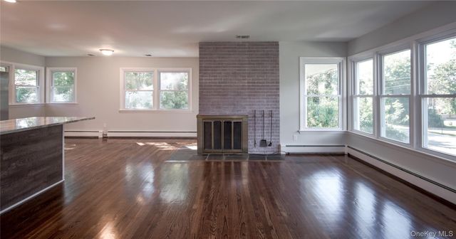 16 Elmwood Drive, New City, NY 10956