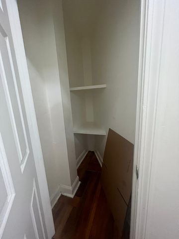 10 Yeamans St 19, Revere, MA 02151