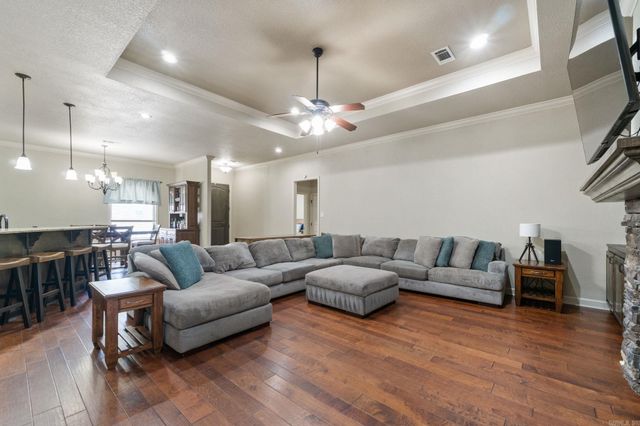 6906 Grace Village Drive, Alexander, AR 72002