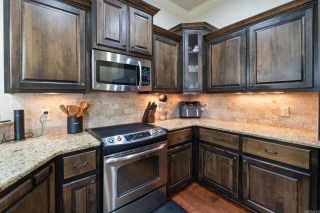 6906 Grace Village Drive, Alexander, AR 72002