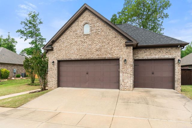 6906 Grace Village Drive, Alexander, AR 72002