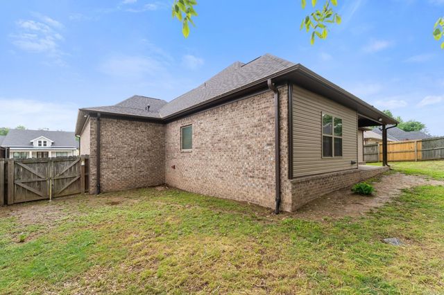 6906 Grace Village Drive, Alexander, AR 72002