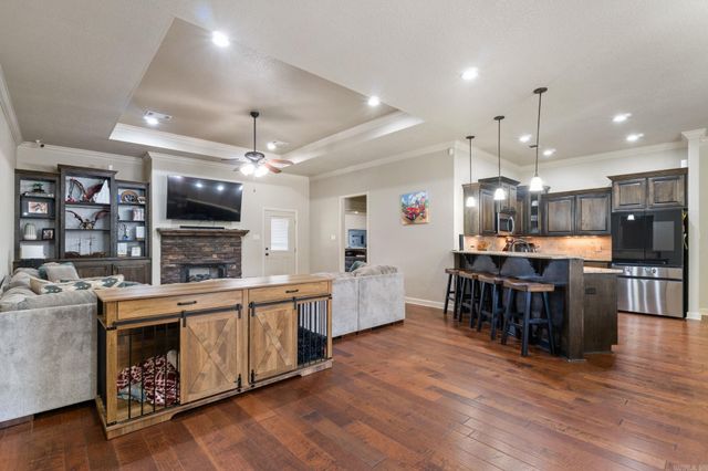 6906 Grace Village Drive, Alexander, AR 72002