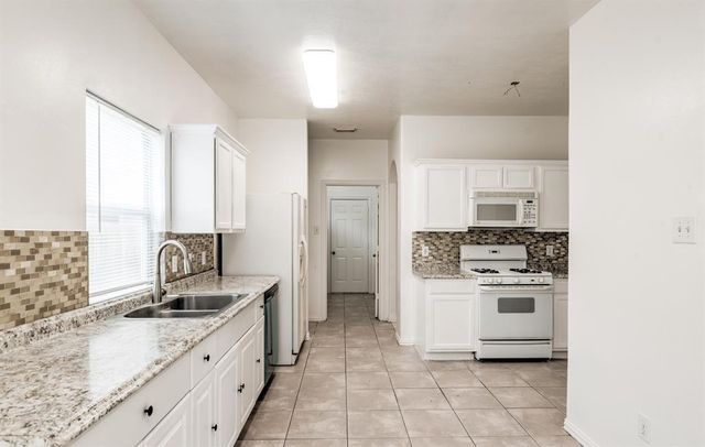 3215 Sapphire Star Drive Road, Houston, TX 77082