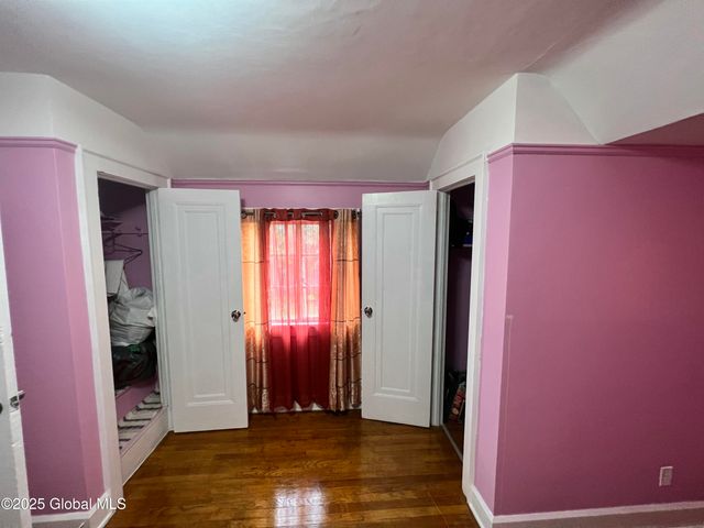 194 S Main Avenue, Albany, NY 12208