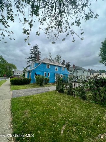 194 S Main Avenue, Albany, NY 12208