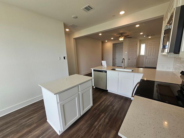 2548 Jack Nora WAY, Round Rock, TX 78665