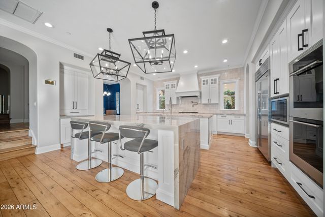 10191 E DIAMOND RIM Drive 2122, Scottsdale, AZ 85255