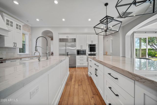 10191 E DIAMOND RIM Drive 2122, Scottsdale, AZ 85255