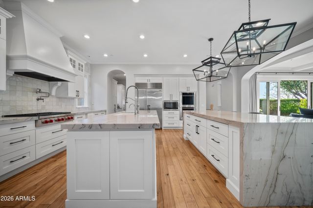 10191 E DIAMOND RIM Drive 2122, Scottsdale, AZ 85255