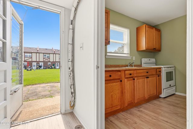76 Briar Mills Drive 76, Brick, NJ 08724