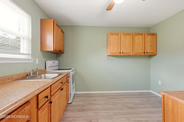 76 Briar Mills Drive 76, Brick, NJ 08724