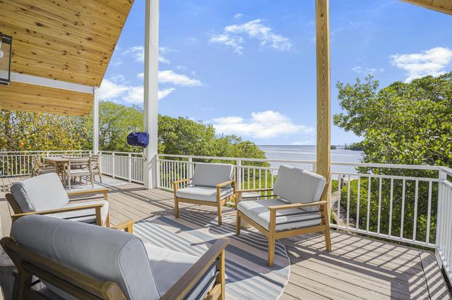 41 Mutiny Place, Key Largo, FL 33037
