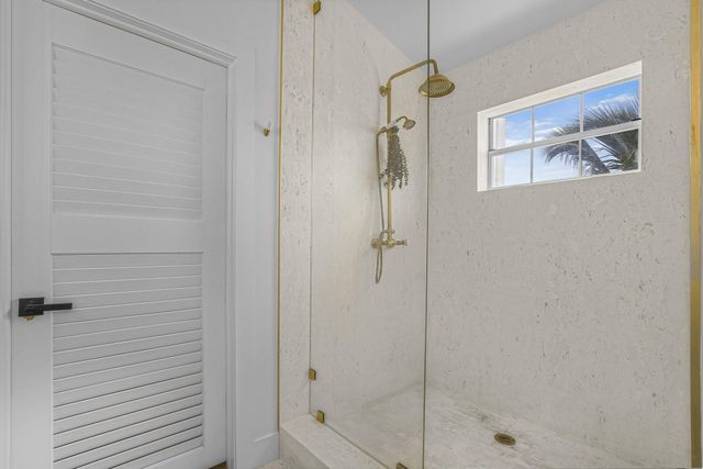 41 Mutiny Place, Key Largo, FL 33037