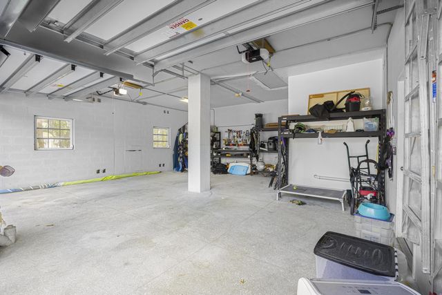 41 Mutiny Place, Key Largo, FL 33037