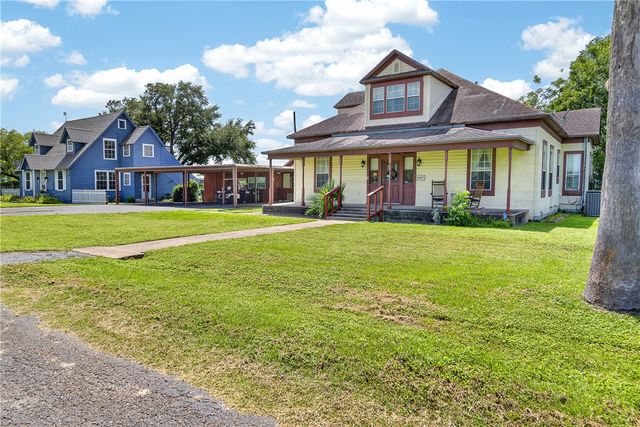 8967 PVT County Rd 485, Mathis, TX 78368