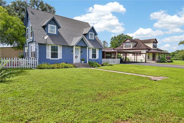 8967 PVT County Rd 485, Mathis, TX 78368