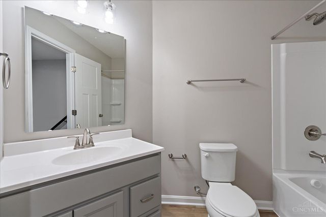 5883 Parkview Lane, Miami Twp, OH 45150