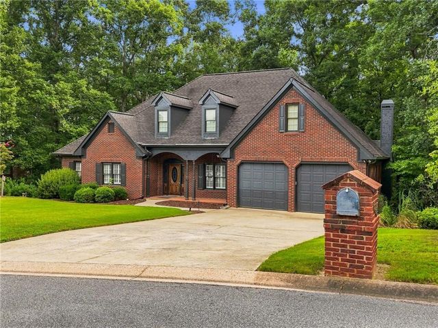 6086 Governors Walk Drive, Canton, GA 30115