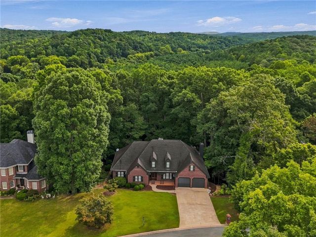 6086 Governors Walk Drive, Canton, GA 30115