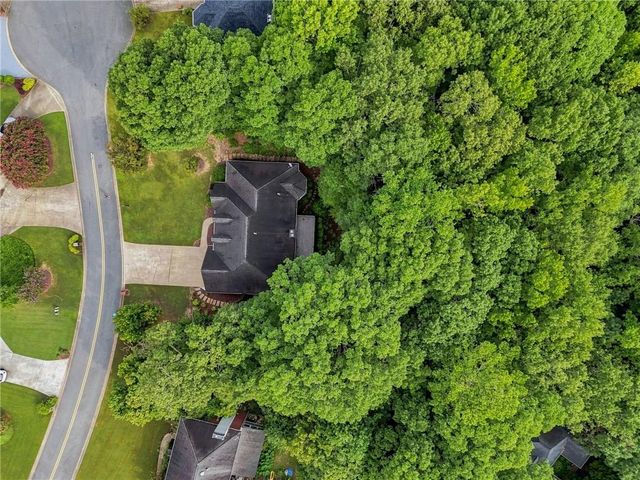 6086 Governors Walk Drive, Canton, GA 30115