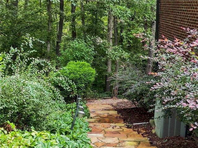 6086 Governors Walk Drive, Canton, GA 30115