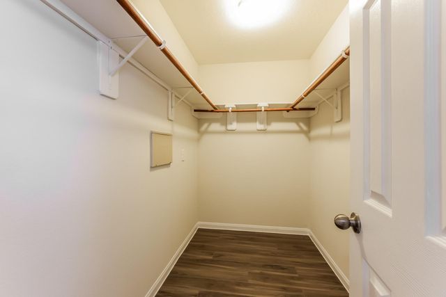 5819 Northern Oak Street, Houston, TX 77016