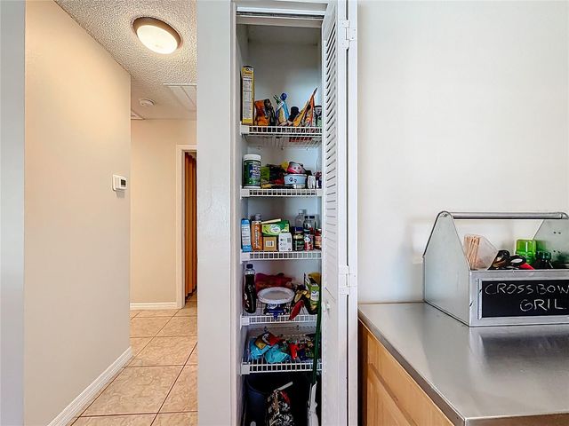 1210 CROSSBOW LANE, Tarpon Springs, FL 34689