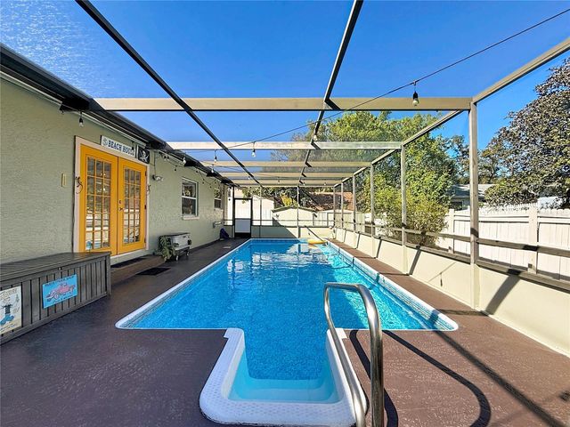 1210 CROSSBOW LANE, Tarpon Springs, FL 34689