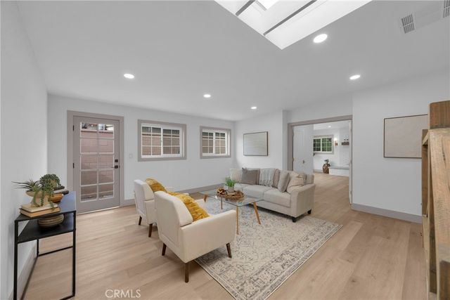 1241 E Mayfair, Orange, CA 92867