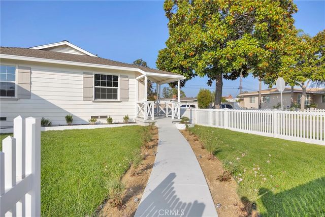 1241 E Mayfair, Orange, CA 92867