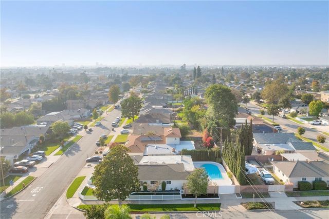 1241 E Mayfair, Orange, CA 92867