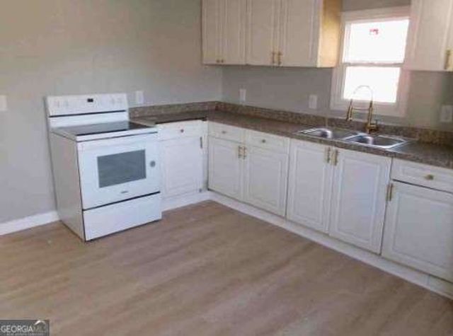 1195 Lawton Drive, Macon, GA 31201