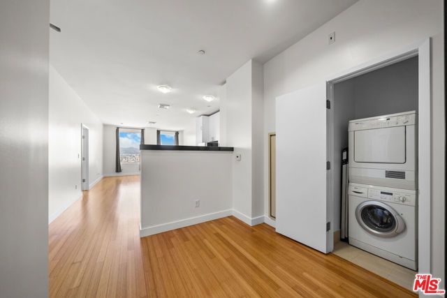 3810 Wilshire Boulevard 1801, Los Angeles, CA 90010