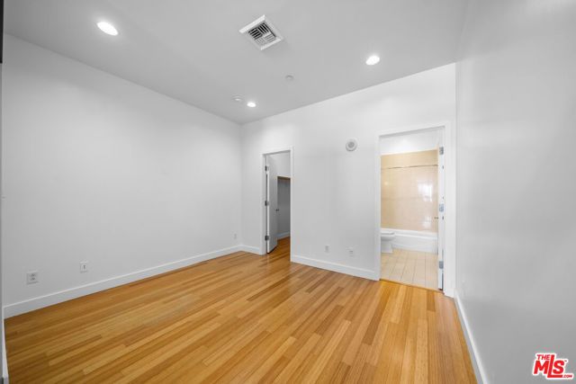 3810 Wilshire Boulevard 1801, Los Angeles, CA 90010