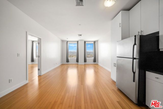 3810 Wilshire Boulevard 1801, Los Angeles, CA 90010